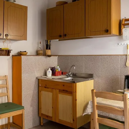 Apartamento Guesthost - Historic Center Studio! Rapolano Terme